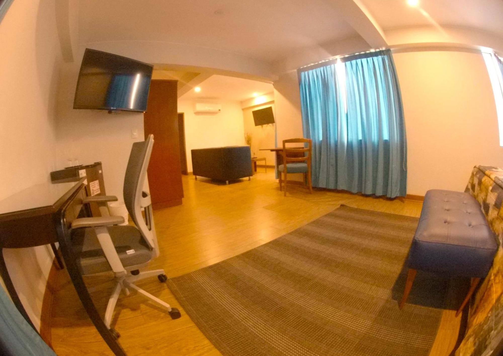 לימה Hotel Esencia Suites מראה חיצוני תמונה